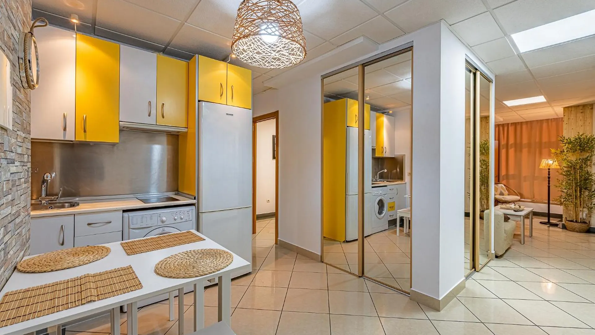 Apartamento El Dorado Cerca Del Mar Malaga 0*,  Spain