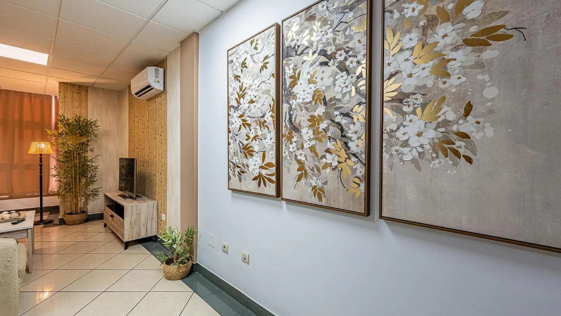 Apartamento El Dorado Cerca Del Mar Malaga Spain