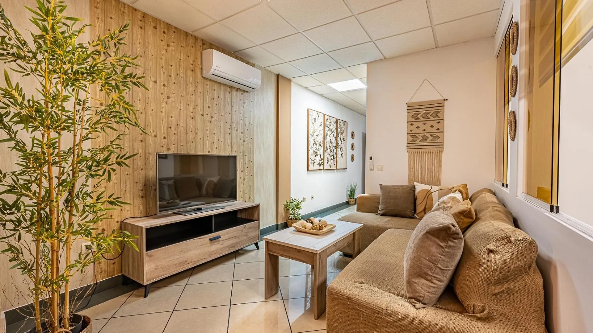 Apartamento El Dorado Cerca Del Mar Malaga